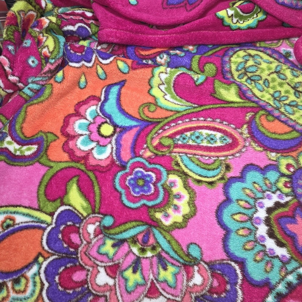 Vera Bradley Fleece Throw Blanket Paisley Floral Pink Orange Multicolor Soft